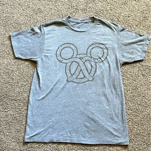Mickey Pretzel T-shirt
